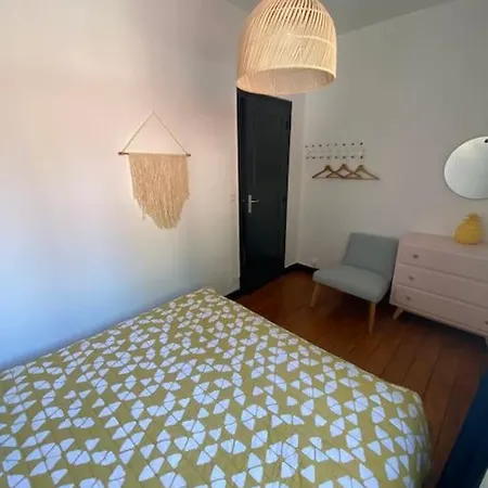 Maison Abatilles Au Pied Du Parc Pereire Holiday home